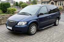 Chrysler Voyager 2001–2007 Stranske stopnice Duru (2 kos, aluminij) fotografija 1