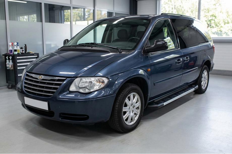 Chrysler Voyager 2001–2007 Bočne stopnice RedLine V1 (2 kosa, aluminij) Fotografija 1