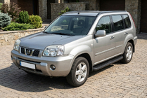 Nissan X-trail T30 2002–2007 Bočne stopnice Tayga Black (2 kos, aluminij) fotografija 1