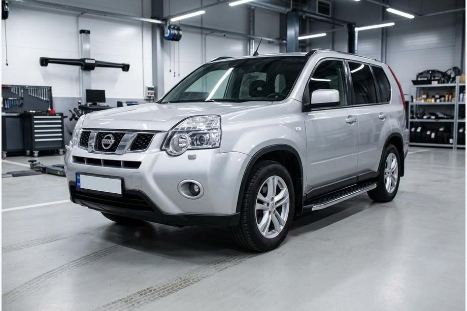 Nissan X-trail T31 2007–2014 Stranske stopnice BlackLine (2 kos, aluminij) Image