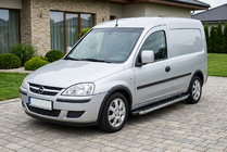 Opel Combo 2002–2012 BlackLine bočne stopnice (2 kos, aluminij) fotografija 1