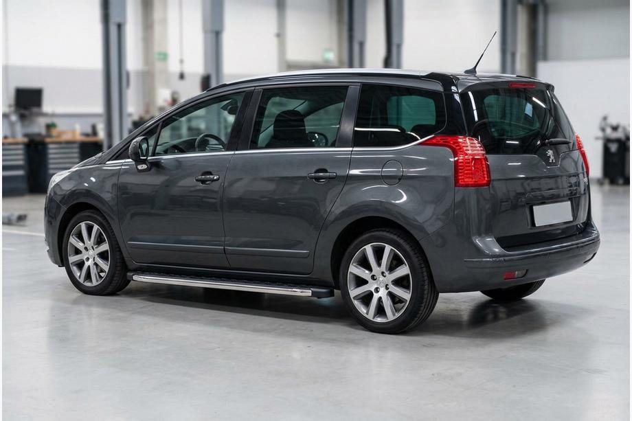 Peugeot 5008 2009–2016 Stranske stopnice BlackLine (2 kos, aluminij) Image