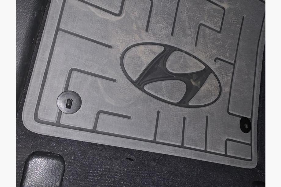 Hyundai sponka za avtomobilske preproge Fotografija 15