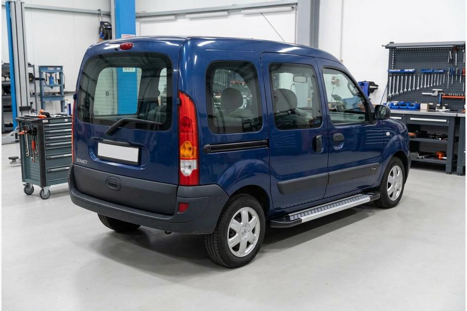 Renault Kangoo 1998–2008 Bočne stopnice New Vision Grey (2 kos, aluminij) Fotografija 1