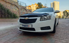 Chevrolet Cruze 2009–2015 Deflektor pokrova motorja (Eurocap) fotografija 6