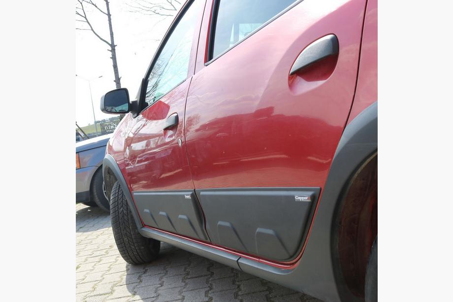 Renault Sandero 2013–2022 Letve za vrata (4 kos, ABS) Fotografija 5