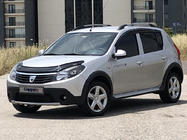 Dacia Sandero 2007–2013 Deflektor pokrova motorja (EuroCap) fotografija 5