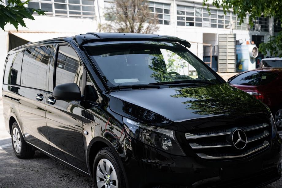 Mercedes Vito/V-razred W447 2014– Vizir na vetrobransko steklo (črn sijaj, 5 mm) Image