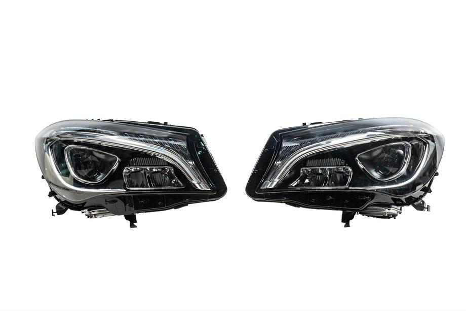 Mercedes CLA C117 2013–2019 Sprednji žarometi z LED (2 kos) Fotografija 2