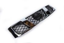 Nissan Patrol Y61 1997–2011 Sprednja maska (2004-2008) fotografija 3
