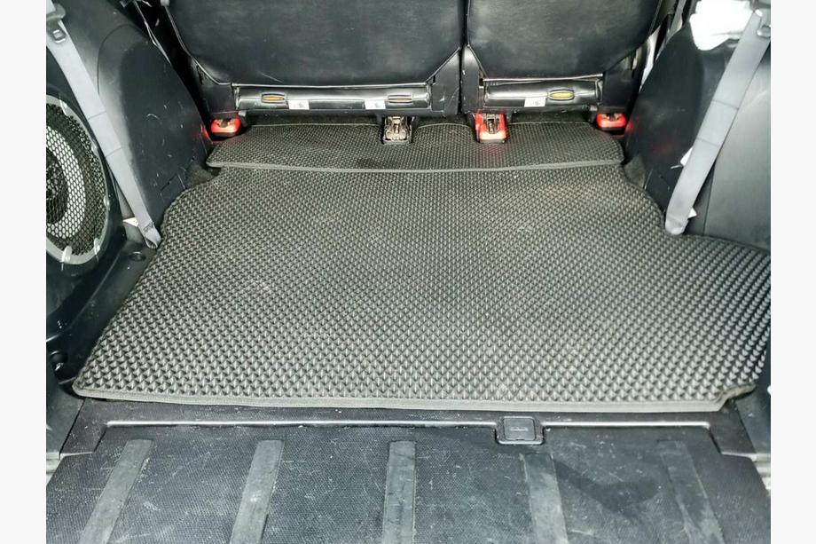 Mitsubishi Outlander 2006–2012 Prtljažna preproga (EVA, črna) za 7-sedežno vozilo Brez subwooferja Fotografija 7