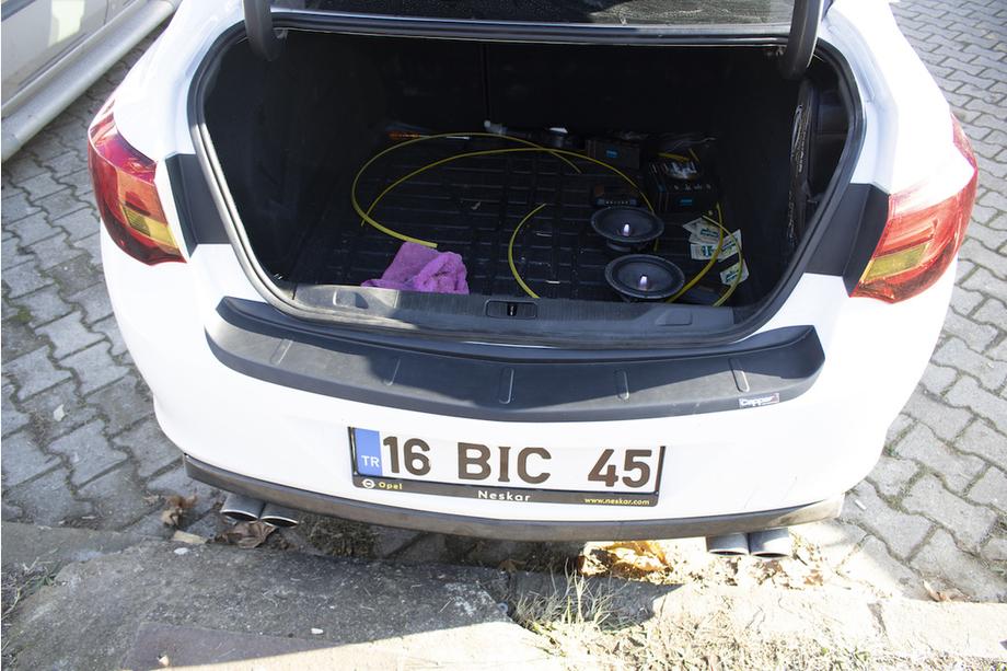 Opel Astra J 2009–2015 Obloga zadnjega odbijača EuroCap (Sedan, ABS) Fotografija 5