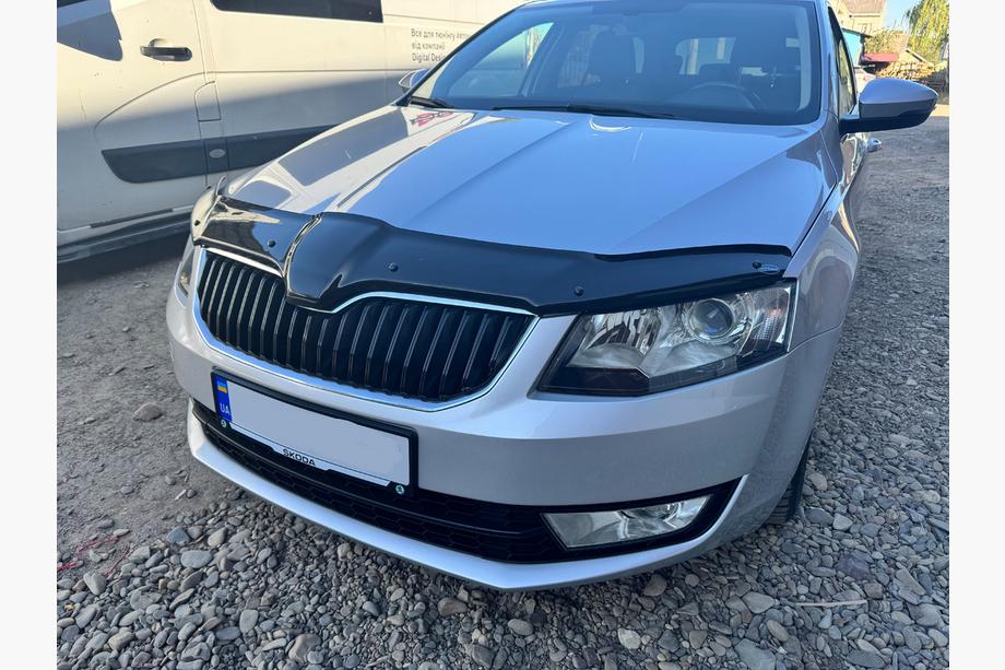 Skoda Octavia III A7 2013–2019 Deflektor pokrova motorja 2013-2017 (EuroCap) Fotografija 1
