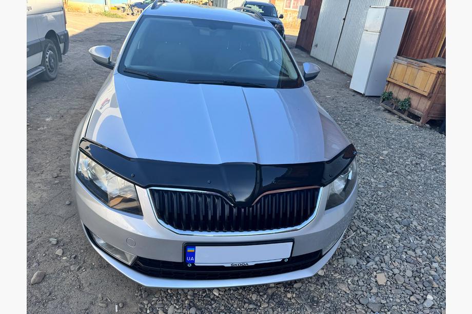Skoda Octavia III A7 2013–2019 Deflektor pokrova motorja 2013-2017 (EuroCap) Fotografija 4