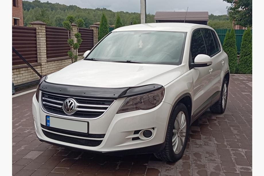 Volkswagen Tiguan 2007–2016 Deflektor pokrova motorja (EuroCap) Fotografija 13