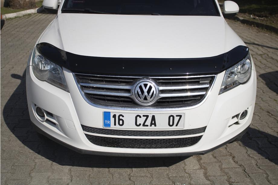 Volkswagen Tiguan 2007–2016 Deflektor pokrova motorja (EuroCap) Fotografija 9