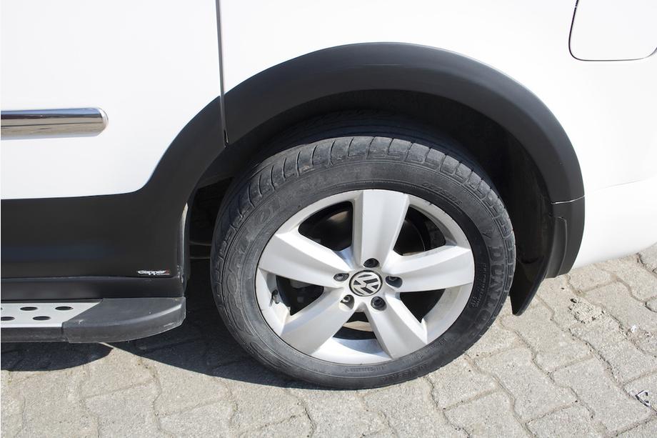 Volkswagen Caddy 2015–2020 Komplet letev in razširitev blatniških lokov 1 vrata, kratka medosna razdalja Fotografija 11