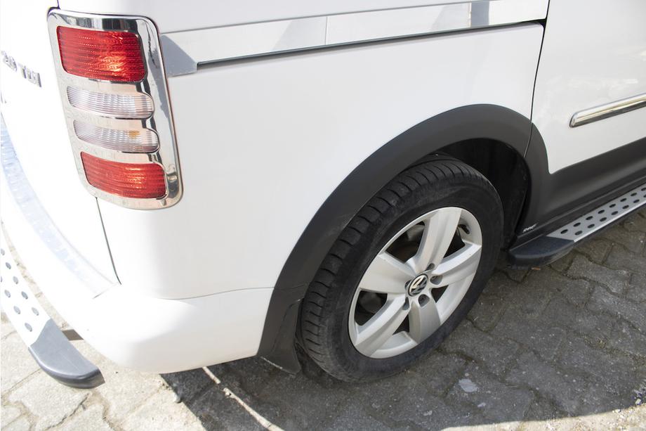 Volkswagen Caddy 2015–2020 Komplet letev in razširitev blatniških lokov 1 vrata, kratka medosna razdalja Fotografija 14