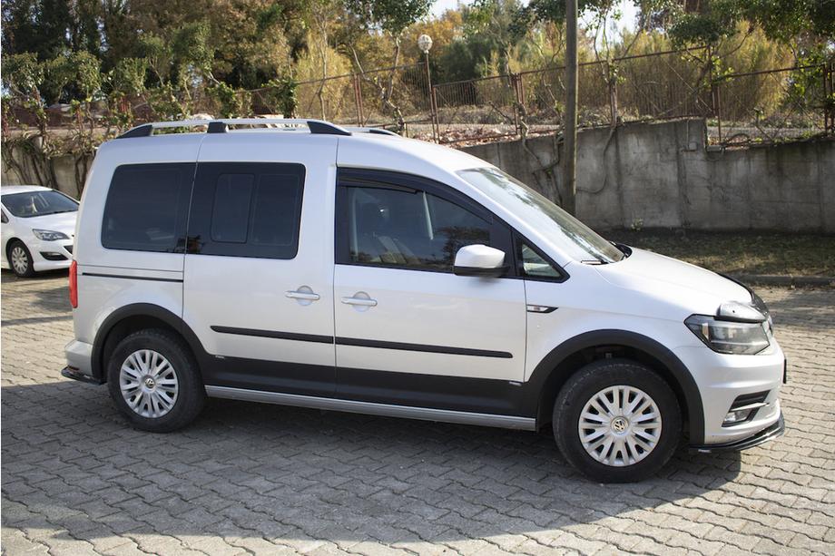 Volkswagen Caddy 2015–2020 Komplet letev in razširitev blatniških lokov 1 vrata, kratka medosna razdalja Fotografija 5