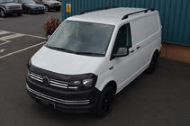 Volkswagen T6 2015–2024 Deflektor pokrova motorja (EuroCap) fotografija 5