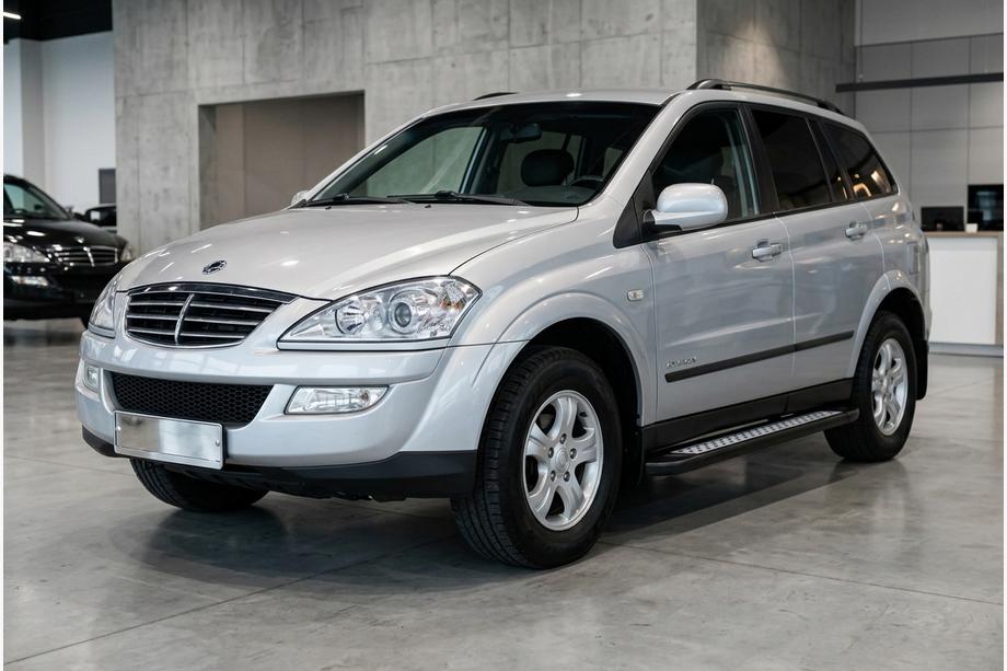 SsangYong Kyron 2005–2014 Stranske stopnice New Vision Black (2 kos, aluminij) Image