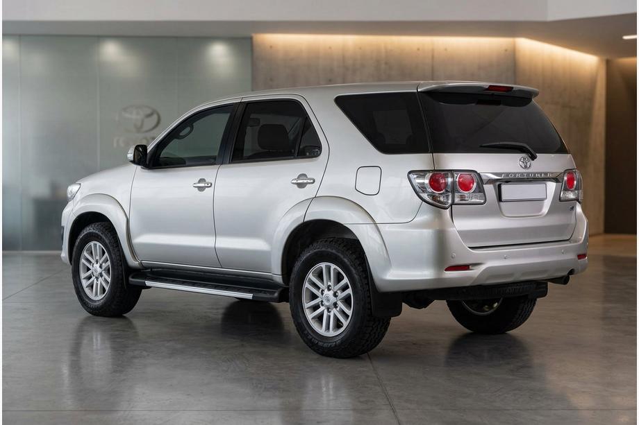Toyota Fortuner 2006–2015 Stranske stopnice RedLine V1 (2 kosa, aluminij) Image