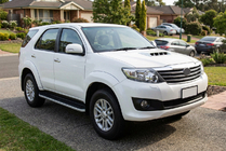 Toyota Fortuner 2006–2015 Bočne stopnice Tayga Grey (2 kos, aluminij) fotografija 1
