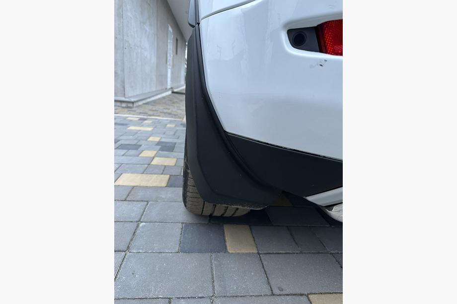 Range Rover Evoque 2012–2018 Blatne zavesice Premium Dynamic (4 kosi) Image