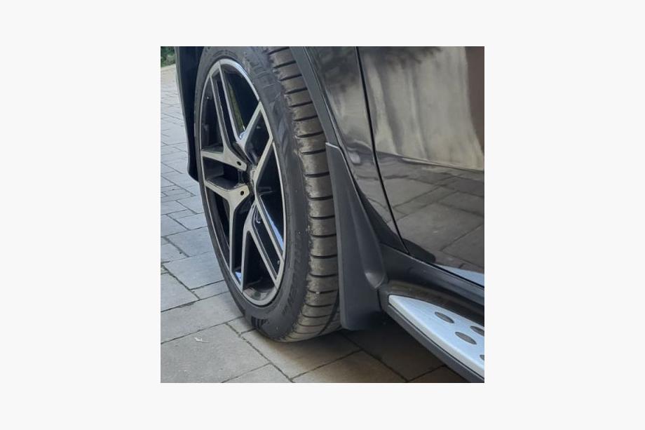 Mercedes GLE kupe C292 2015–2019 Blatniki Premium s pragovi (4 kos) Image