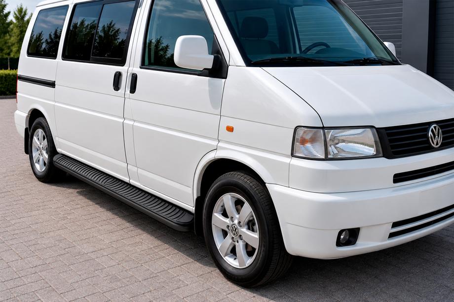 Volkswagen T4 Transporter 1990–2003 Stranski pragovi Tayga Black (2 kosa, aluminij) Samo za kratko medosno razdaljo Image