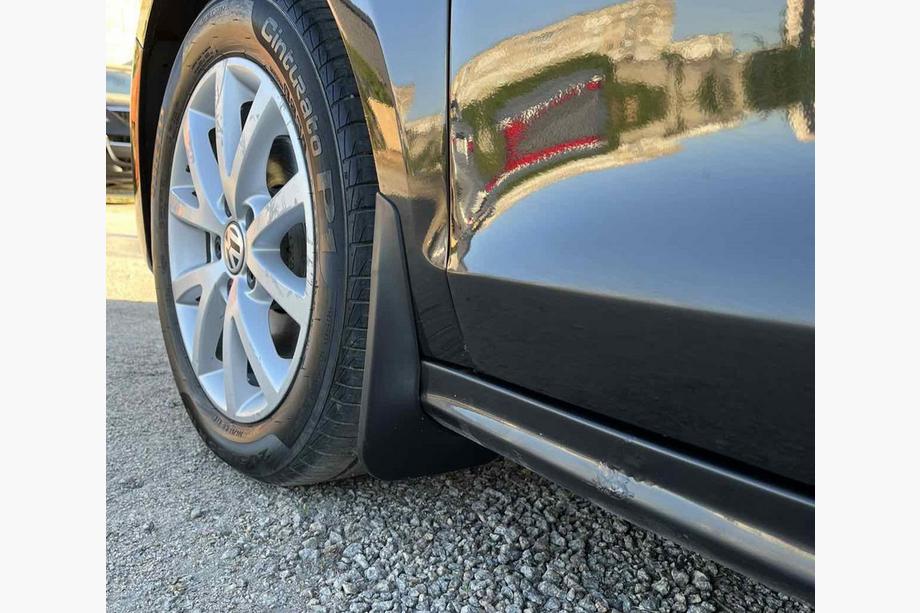 Volkswagen Jetta 2011–2018 Originalni blatniki Premium 2011-2013 Evropa (4 kosi) Fotografija 6