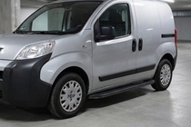Fiat Fiorino/Qubo 2008–2024 Stranski pragovi Tayga Black (2 kosa, aluminij) fotografija 1