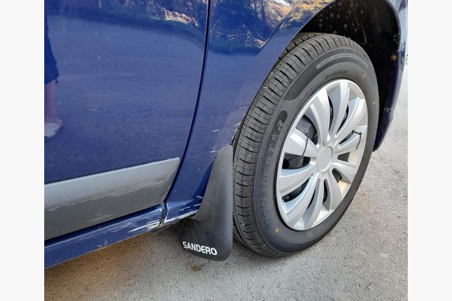 Renault Sandero 2007–2013 Sprednje blatne zavesice (2 kos.) Image
