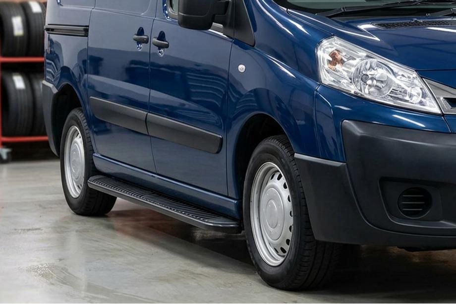 Citroen Jumpy 2007–2017 Stranski pragovi Tayga Black (2 kosa, aluminij) Image