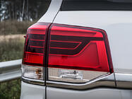 Toyota Land Cruiser 200 2007–2021 Zadnje luči 2016-2021 (OEM standard) Zadnja desna notranja luč (na pokrovu prtljažnika) fotografija 2