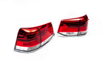 Toyota Land Cruiser 200 2007–2021 Zadnje luči 2016-2021 (OEM standard) Zadnja desna notranja luč (na pokrovu prtljažnika) fotografija 4