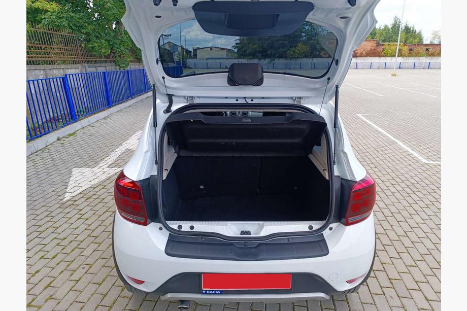 Renault Sandero 2013–2022 Obloga zadnjega odbijača EuroCap (ABS) Fotografija 1