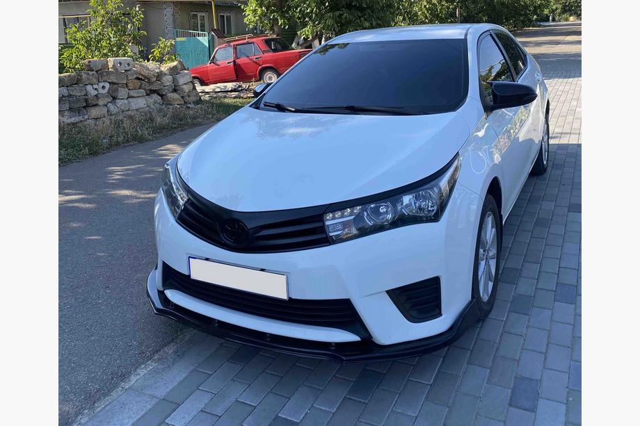 Toyota Corolla 2013–2019 Dodatek sprednjega odbijača – lip (črn) Image