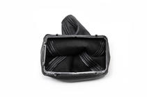 Mercedes E-class W124 1984–1997 OEM manšeta prestavne ročice (umetno usnje) fotografija 3