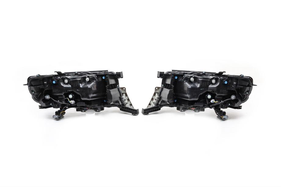 Toyota Land Cruiser 200 2007–2021 Sprednji žarometi 2016+ (LX-Design) Fotografija 18