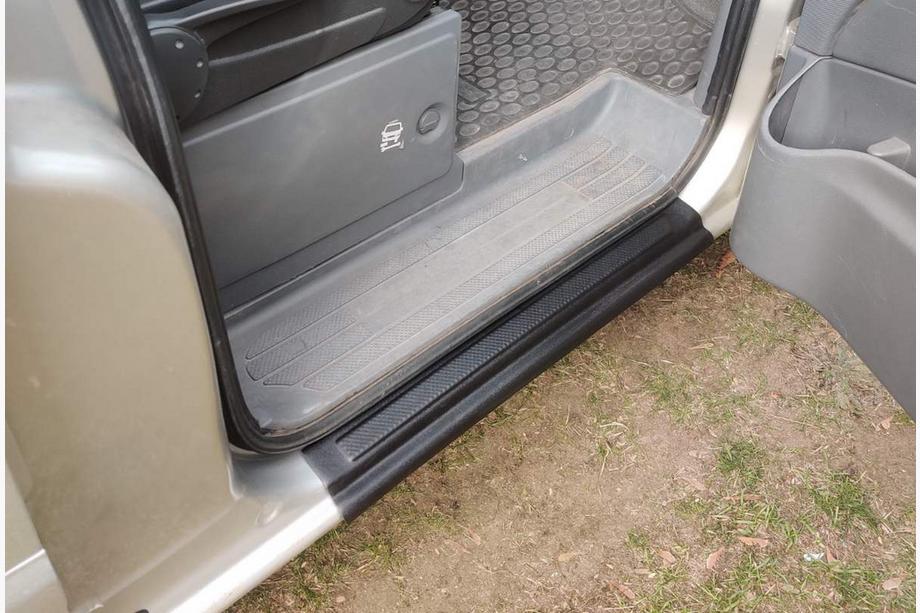 Mercedes Vito W639 2004–2014 Obloge pragov EuroCap (2 kos, ABS) Fotografija 6