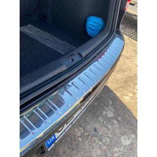 Zaščitna letvica za zadnji odbijač Carmos (HB, nerjavno jeklo) Volkswagen Golf 6 2008–2014 fotografija 4