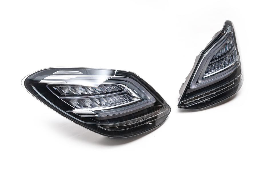 Mercedes C-class W205 2014–2021 Zadnje luči BlackEdition V1 (2 kosa) Fotografija 5