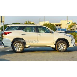 Komplet karoserijskih dodatkov Lexus-TRD V2 (za 2015-2020) Toyota Fortuner 2015– fotografija 4