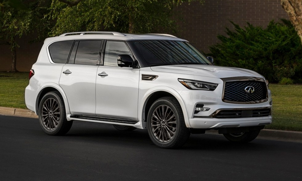 Infiniti QX80, paradni SUV, je dobil posodobitev