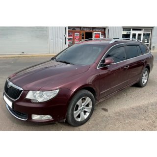 Deflektorji oken s kromirano letvico SW (4 kosi, HIC) Skoda Superb 2009–2015 fotografija 3