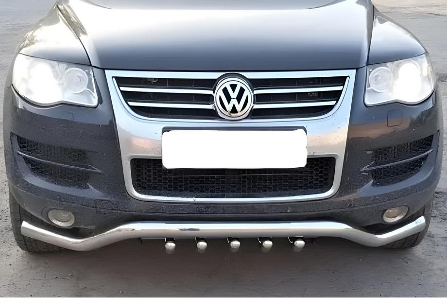Volkswagen Touareg 2002–2010 Prednji zaščitni lok (bullbar) ST028 Fotografija 1