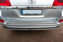 Toyota Land Cruiser 200 2007–2021 Komplet bodykita 2016-2021 (Executive 2021) Bela barva fotografija 11