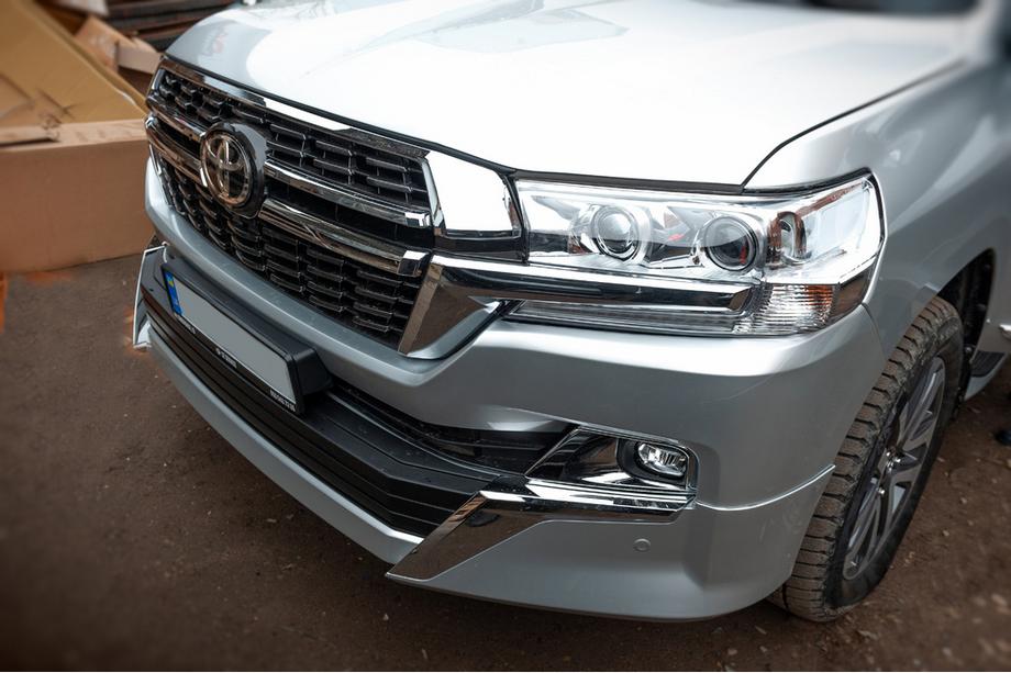 Toyota Land Cruiser 200 2007–2021 Komplet bodykita 2016-2021 (Executive 2021) Fotografija 6