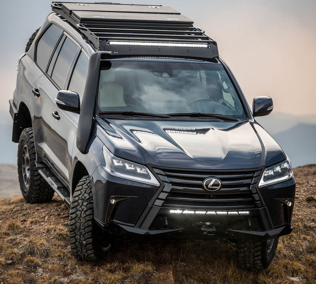 Predelava Lexus J201: v blatu samo dekleta